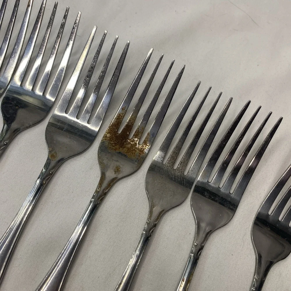 32 Piece R Monogrammed Vintage Flatware Stainless Steel Made In Taiwan